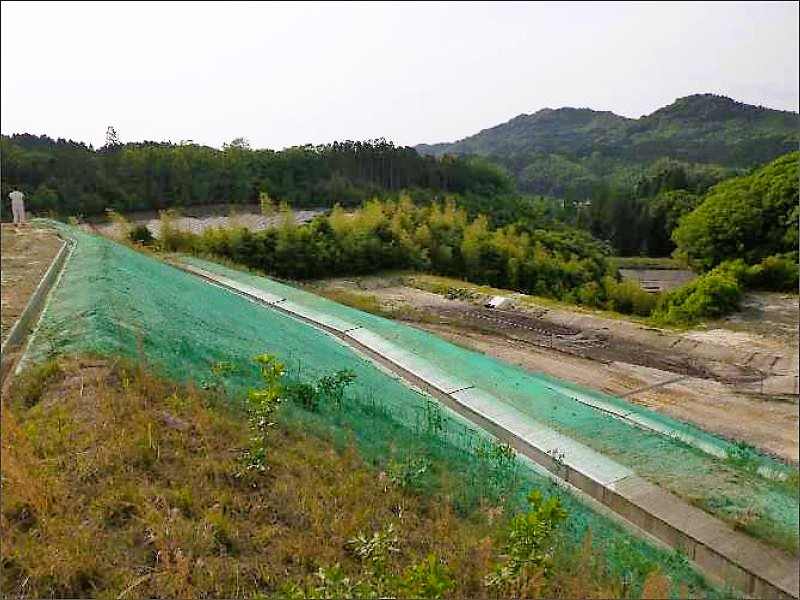 熊本県　メガソーラー法面復旧工事